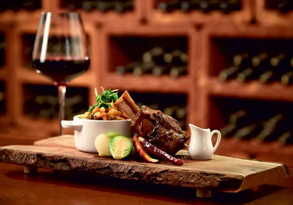 Game dishes and wine at the Game & Wine Fest in restaurant BØFF