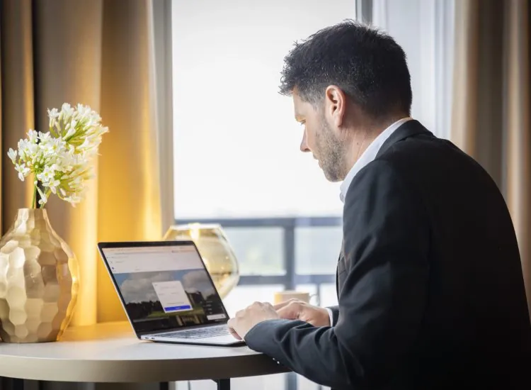 Werken op de kamer | Laptop | Parkhotel Horst