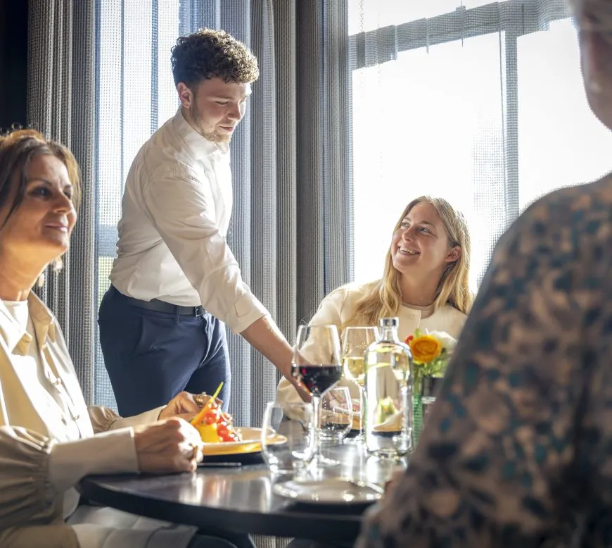 Lunchen bij restaurant BØFF