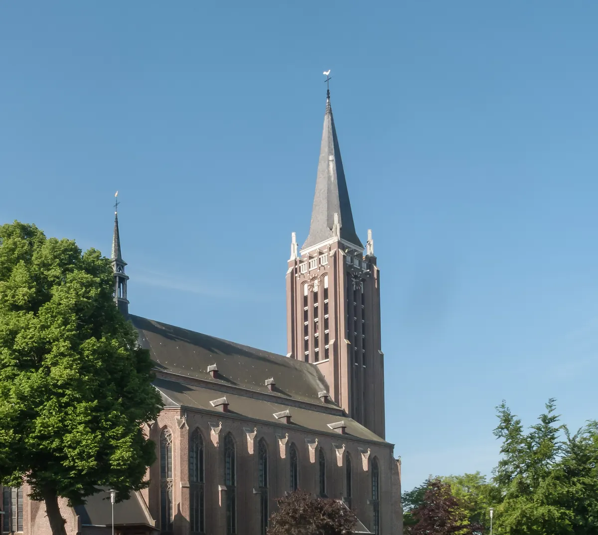 Die Sint Petrus’ Bandenkerk, die Grote Kerk von Venray, wo die Wanderroute beginnt
