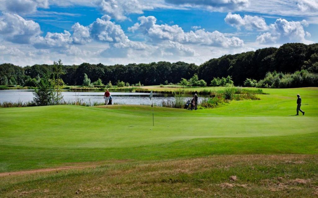 Golfarrangement foto 2