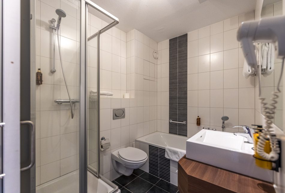 Badkamer Junior Suite Parkhotel Horst