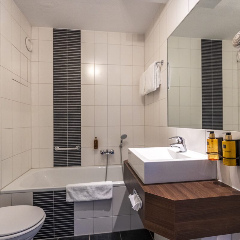 Badkamer Junior Suite Parkhotel Horst