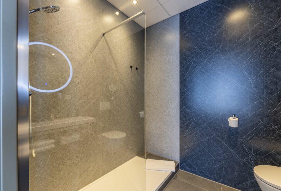 Badkamer | Appartement | Parkhotel Horst | Luxe kamer